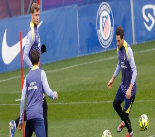 热刺荣耀,戴维斯书写,战辉煌篇章,米兰体育,米兰体育官方网站,米兰体育平台