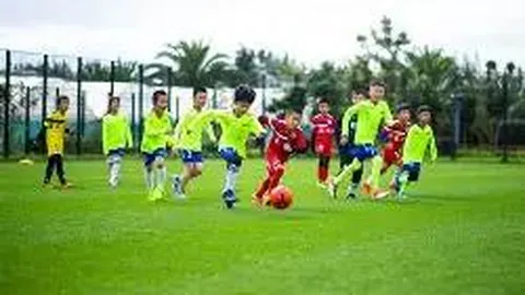 [足球国际]44岁杰拉德卸任达曼协作队主教练一职。